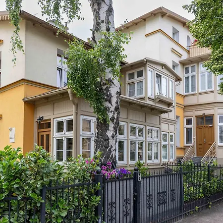 Stylish Victus Near The Promenade In By Renters Сопот