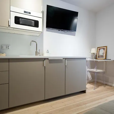 Stylish Victus Near The Promenade In By Renters Сопот